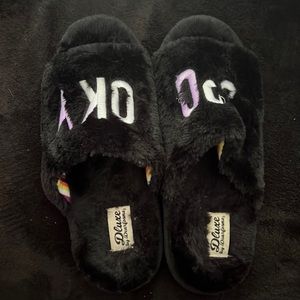 Spooky Slippers - Size LARGE (9-10)